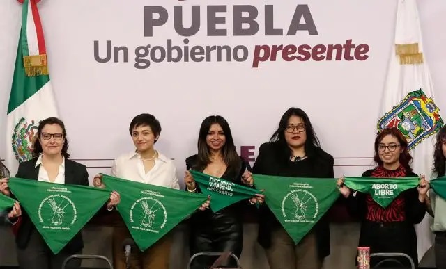 El gobierno del estado de Puebla brindará servicios gratuitos y seguros para abortar. (e-consulta)