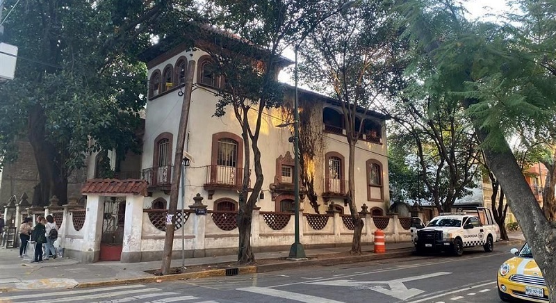 Foto: Francisco Morales V. / Personal de la Guardia Nacional custodia el inmueble que había estado en litigio por mucho tiempo.