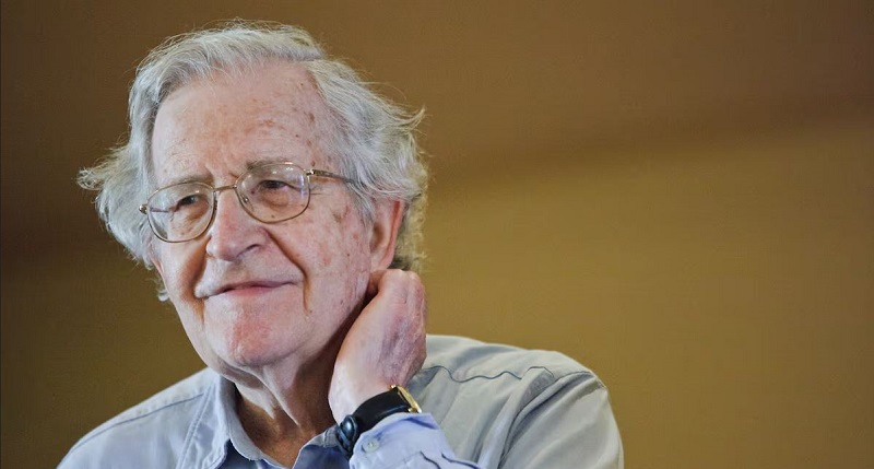 Noam Chomsky, en una fotografía de 2010. JAMES LEYNSE