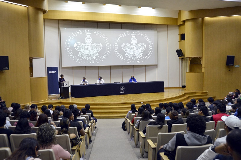 BUAP e Instituto Poblano de los Pueblos Indígenas signan convenio de colaboración. (BUAP)