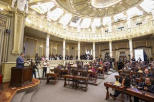 Aspectos de una sesión del Congreso de Puebla. Foto tomada de su perfil de X