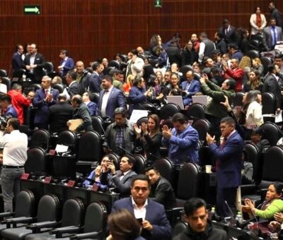 Diputados durante la votación de la reforma. Foto Yazmín Ortega