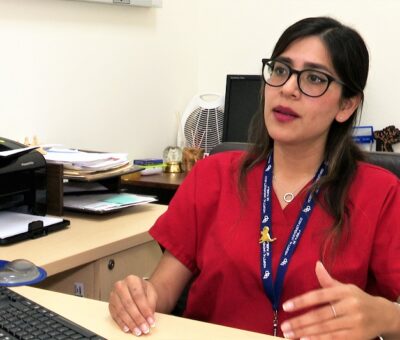 Doctora Jocelin M. Gudiño Larios, titular de la Clínica del Dolor del Hospital Universitario de Puebla, un espacio que brinda atención especializada desde hace más de diez años. (Especial)