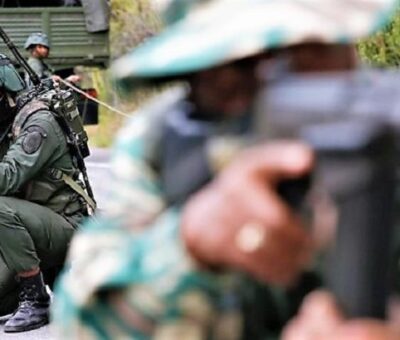 Miembros del Ejército de Venezuela y la milicia bolivariana en Caracas, el 15 de febrero de 2020.MANAURE QUINTERO / REUTERS