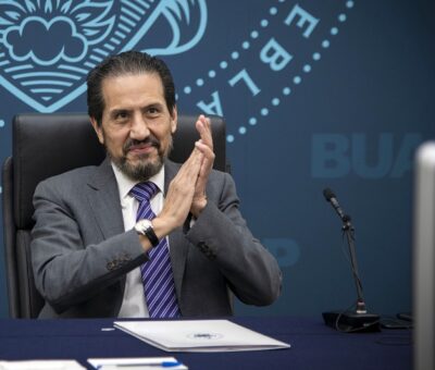 Rector de la BUAP presenció el III Informe de Labores de la directora de la Preparatoria “Lic. Benito Juárez García” (Especial)