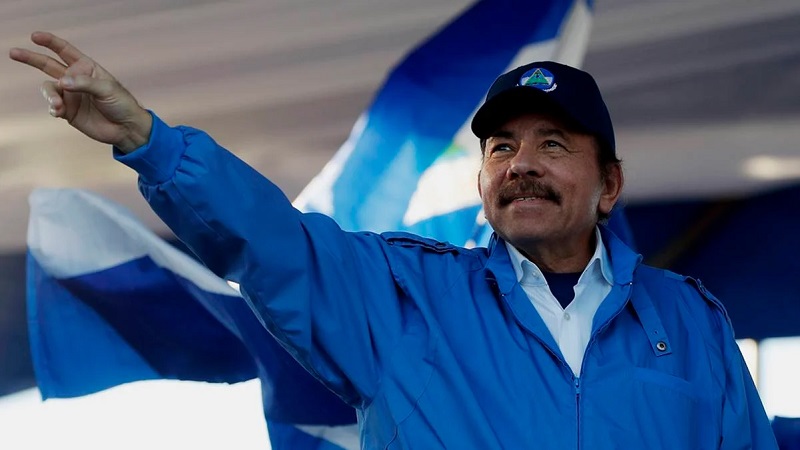 El 7 de noviembre próximo, Daniel Ortega buscará reelegirse por cinco años más, para ello, el sátrapa ha encarcelado a 36 líderes opositores y profesionales independientes, entre ellos a cinco aspirantes de la oposición a la Presidencia. (EFE)