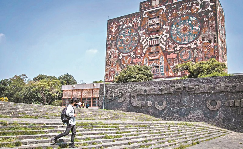 La UNAM va a clases presenciales. (Especial)