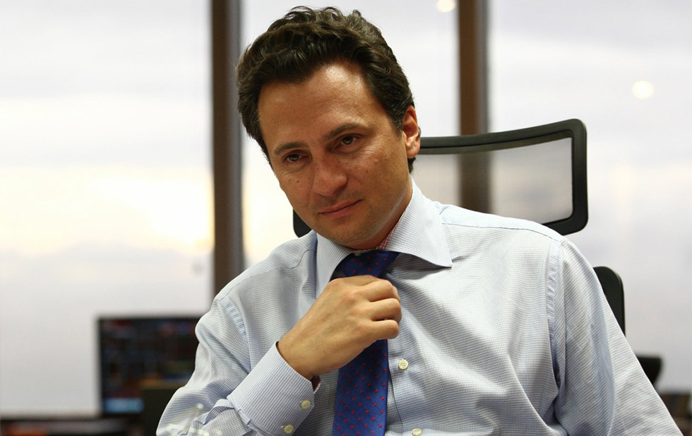 Lozoya aporta pruebas y sigue bajo proceso: FGR