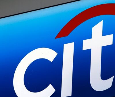 Medidas drásticas: Citigroup despide a los empleados que no se vacunan a finales de enero Foto: MIKE SEGAR/ REUTERS