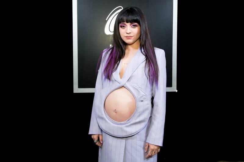 Mon Laferte. La cantautora se convierte en mamá por primera vez. / Foto: Getty Images (Greg Doherty/Getty Images for The Latin Recor)
