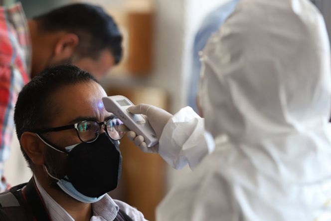 El IMSS advierte que, en caso de relajar las medidas sanitarias, se corre el riesgo de reactivar los contagios. (Cuartoscuro)