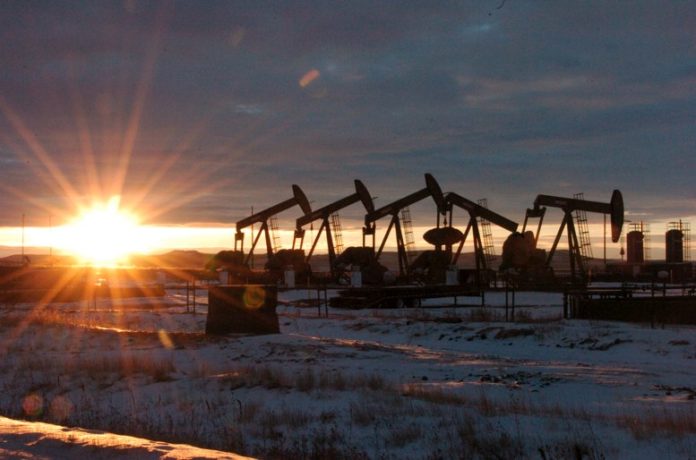 Los precios del petróleo volvieron a acelerar su ascenso. Foto AP.