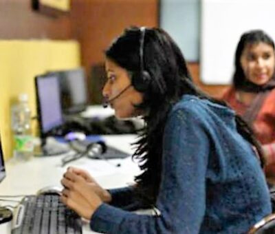 Millones de mujeres enfrentan dolores menstruales mientras están en el trabajo. En algunos casos el dolor menstrual puede ser incapacitante. (Foto: Reuters)