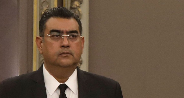 El coordinador de los diputados locales de Morena y líder del Congreso local será el sustituto de Luis Miguel Barbosa tras su fallecimiento. MIREYA NOVO (CUARTOSCURO)