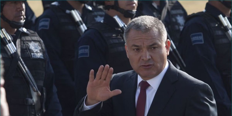 Genaro García Luna, secretario de Seguridad Pública en el sexenio de Felipe Calderón, en una ceremonia en junio de 2012. MOISÉS PABLO NAVA (CUARTOSCURO)