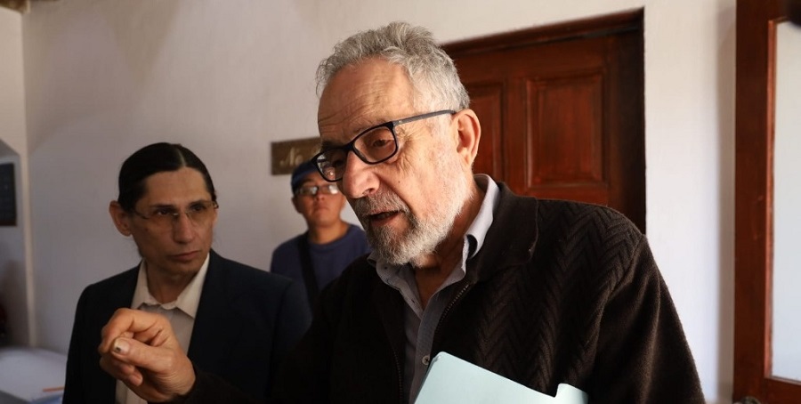 Pedro Arrojo Agudo, relator especial de la Organización de las Naciones Unidas, durante su participación en el foro "Los retos para garantizar el derecho humano al agua y su saneamiento en Tlaxcala", que se llevó a cabo el viernes pasado en la capital del estado. Foto Alejandro Ancona