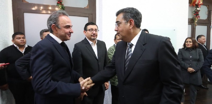 Conservadores, técnicamente, políticamente y jurídicamente tienen secuestrado al Congreso. (Foto: Twitter @EstefanChidiac)