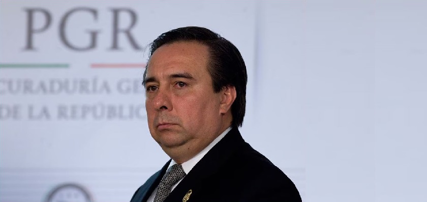 Tomás Zerón, habla durante una conferencia de prensa en 2014. PGR