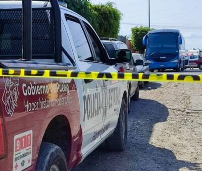 Al lugar arribaron elementos de la Policía Municipal, Policía Estatal y paramédicos de la Cruz Roja. Foto: Gustavo Ortiz | El Sol de Puebla