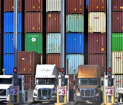 México envió 115 mil 493 millones de dólares en el primer trimestre de 2023, lo que significó un incremento de 8.7 por ciento en dicho periodo, de acuerdo con el Census Bureau de Estados Unidos. (Especial)