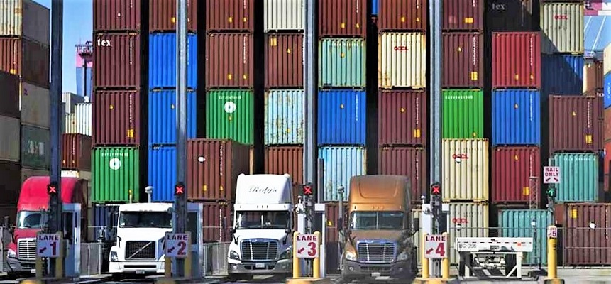 México envió 115 mil 493 millones de dólares en el primer trimestre de 2023, lo que significó un incremento de 8.7 por ciento en dicho periodo, de acuerdo con el Census Bureau de Estados Unidos. (Especial)