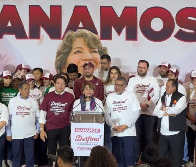 Delfina Gómez en la conferencia de prensa en la que se declaró triunfadora de la elección del Estado de México, el 4 de junio en Toluca. NAYELI CRUZ