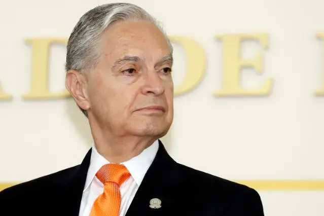 Luis Ernesto Derbez aún es investigado, dice el Fiscal Gilberto Higuera. Foto / Agencia Enfoque