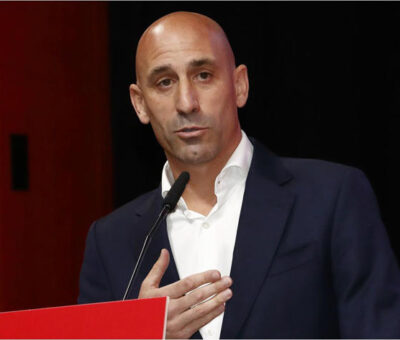 Luis Rubiales renuncia a su cargo como presidente de la Real Federación Española de Futbol. FOTO: AP