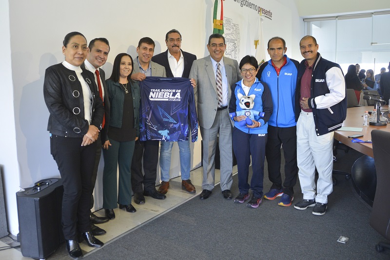 Presentan el Trail Bosque de Niebla BUAP y la Carrera Universitaria. (Especial)