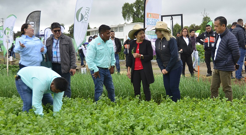 Inaugura rectora María Lilia Cedillo Ramírez la 15 Expo Hortícola Puebla BUAP 2023. (Especial)