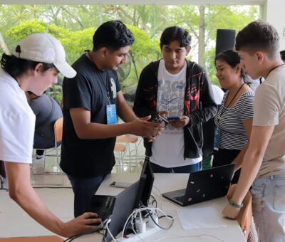 Alumno BUAP integra equipo ganador del primer lugar del HackMorelos (Especial)