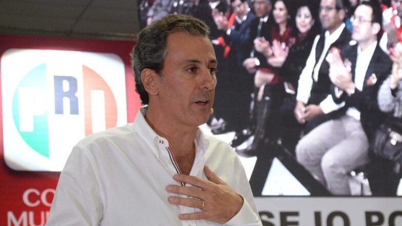 El priista José Chedraui se registra por la candidatura de Morena a la alcaldía de Puebla. Foto: Archivo.