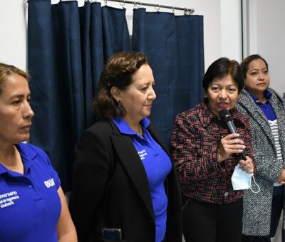 La rectora Lilia Cedillo develó una placa en honor al científico poblano. Especial