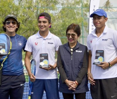 Inaugura la rectora Lilia Cedillo Ramírez más espacios para impulsar el deporte. (Especial)