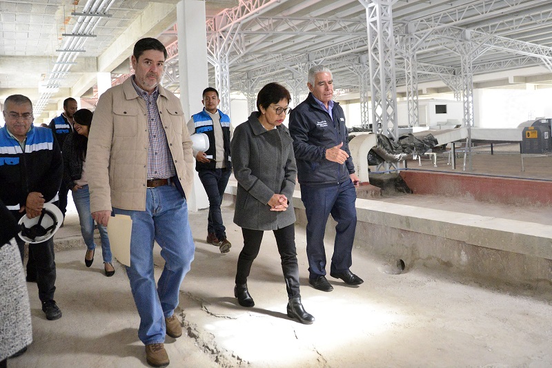 Rectora Lilia Cedillo Ramírez supervisa ampliación de clínicas de la Facultad de Estomatología. (Especial)