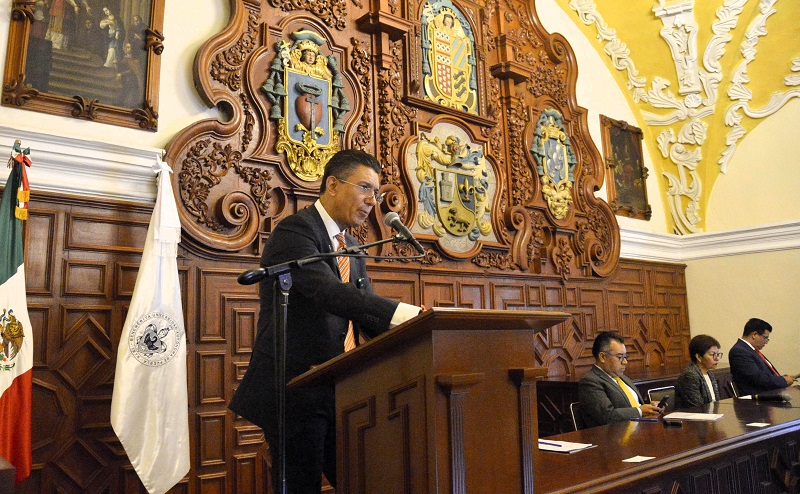 Presenta sus propuestas ante el Consejo Universitario el candidato a la alcaldía de Puebla por el Partido Movimiento Ciudadano. (BUAP)