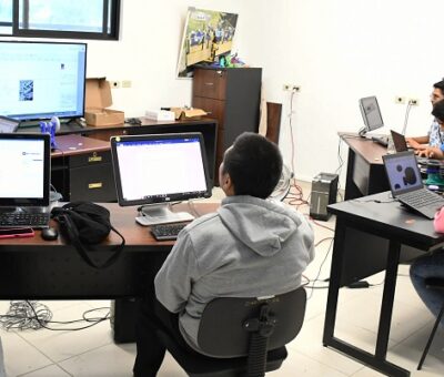 Soluciona BUAP necesidades energéticas en comunidades indígenas de la Sierra Nororiental de Puebla. (Foto: BUAP)