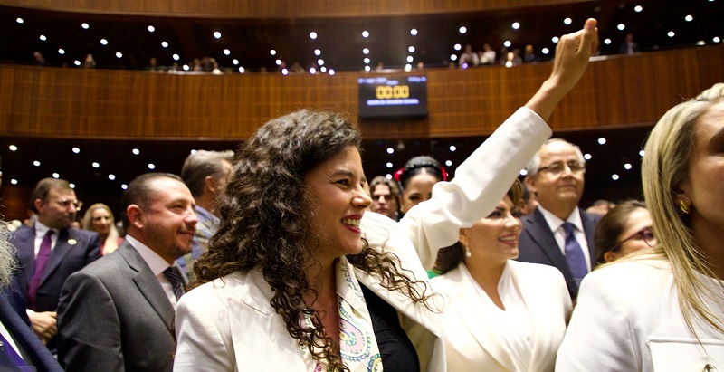 Luisa María alcalde suma votos en Puebla para dirigir Morena Nacional (Especial)