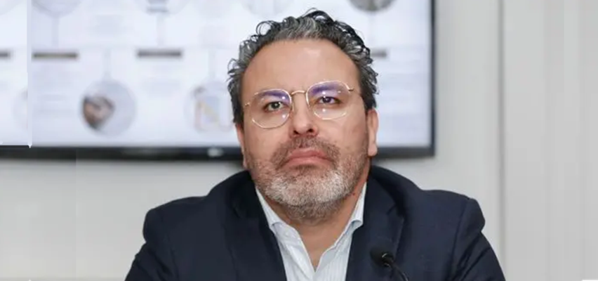 Vocera de Barbosa pagó 19 millones por una canción: Zataráin. Foto: Gran Angular