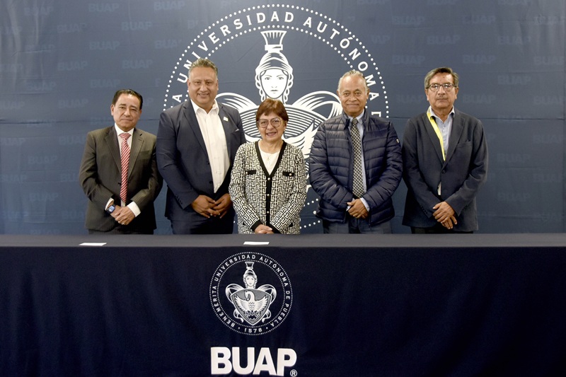 Más de 37 mil maestros agremiados se beneficiarán con los cursos de la Escuela de Formación Docente y Desarrollo Académico. (Especial)