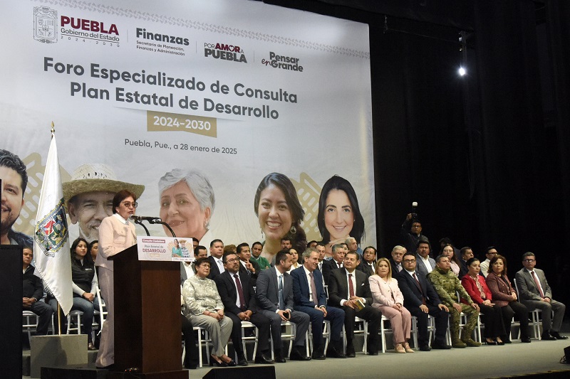 Celebra rectora Lilia Cedillo que todas las voces se tomen en cuenta en el Foro Especializado de Consulta Ciudadana 2025. (BUAP)