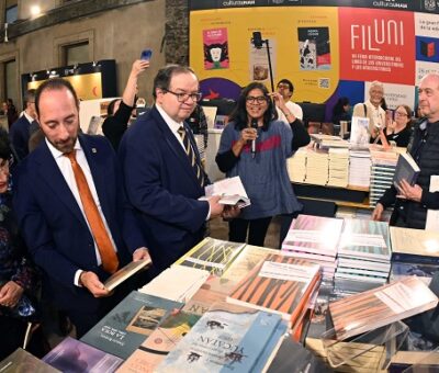 El rector Leonardo Lomelí Vanegas inauguró la fiesta literaria, que se realiza desde hoy y hasta el 2 de marzo; tiene como invitado especial al estado de Oaxaca. (UNAM)