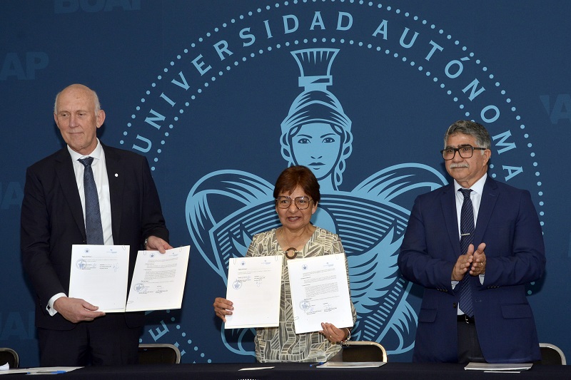 Firma BUAP convenio de doble titulación con Universidad Técnica de Alemania. (Especial)