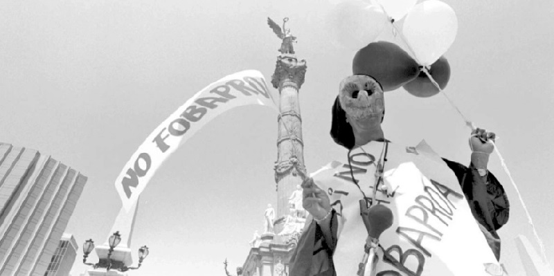 Protesta contra el Fobaproa en 1998. Foto 'La Jornada' /Archivo