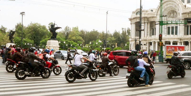 Mejorar la seguridad en el autotransporte, sugieren expertos. (UNAM)