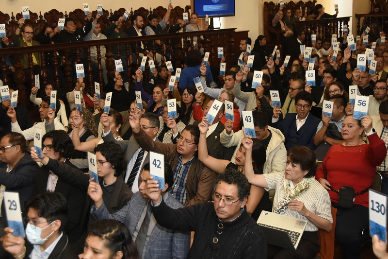 Aprueba Consejo Universitario integración de comisiones estatutarias y creación de una especial para la mejora continua. (BUAP)