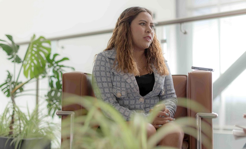 Jennifer Casco Cortés, egresada de la Licenciatura en Actuaría de la Facultad de Ciencias Físico Matemáticas (FCFM) de la BUAP.