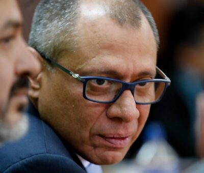 El Comité Internacional por la Libertad de Jorge Glas denuncia que un nuevo proceso judicial busca mantenerlo en prisión «a toda costa», agudizando el deterioro de su salud. Foto: EFE.