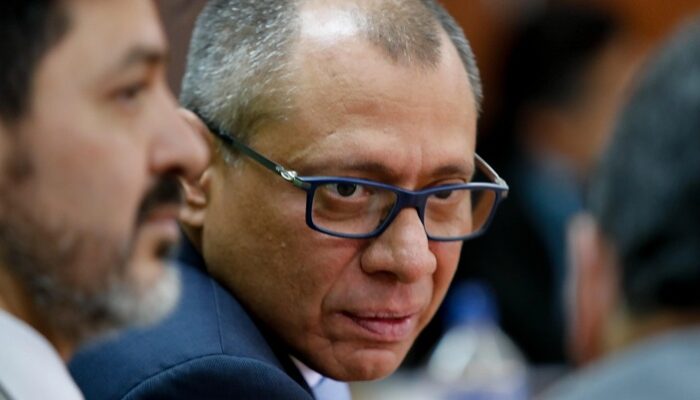 El Comité Internacional por la Libertad de Jorge Glas denuncia que un nuevo proceso judicial busca mantenerlo en prisión «a toda costa», agudizando el deterioro de su salud. Foto: EFE.