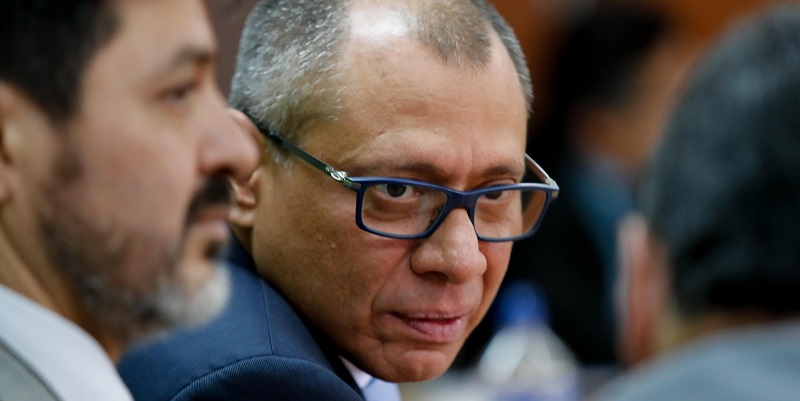 El Comité Internacional por la Libertad de Jorge Glas denuncia que un nuevo proceso judicial busca mantenerlo en prisión «a toda costa», agudizando el deterioro de su salud. Foto: EFE.